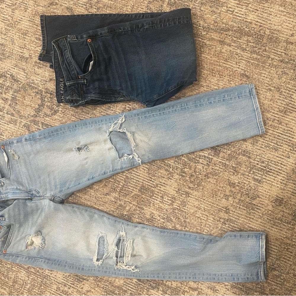 American Eagle Outfitters Light and Dark Blue Skinny Jeans